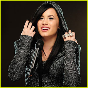 demi-lovato-remember-december-music-video.jpg